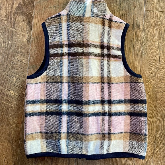 Vest - Picture 4 of 6